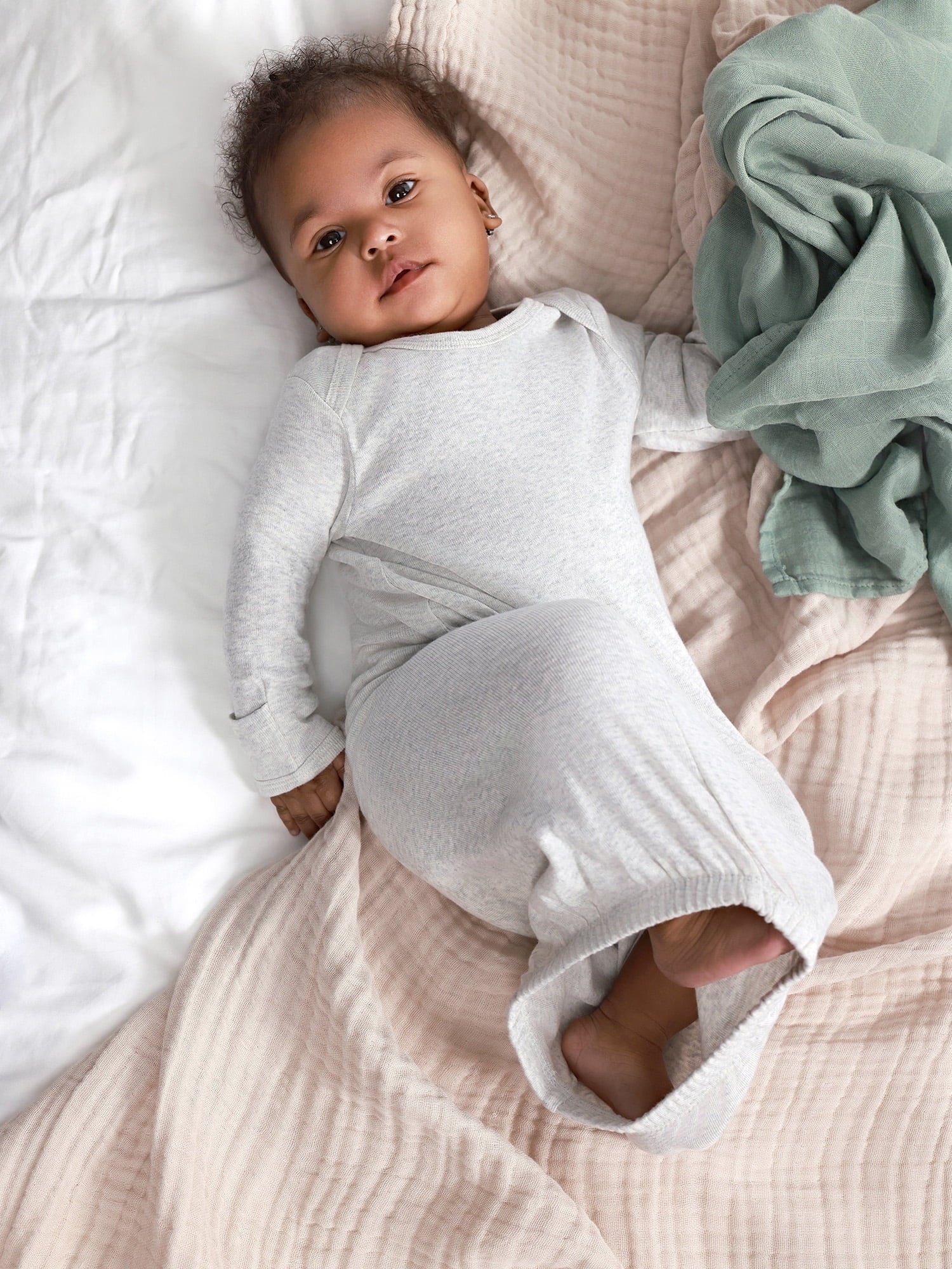 Gerber Baby Neutral Long Sleeve Gowns, 3-Pack, Sizes Newborn - 0/3 Months