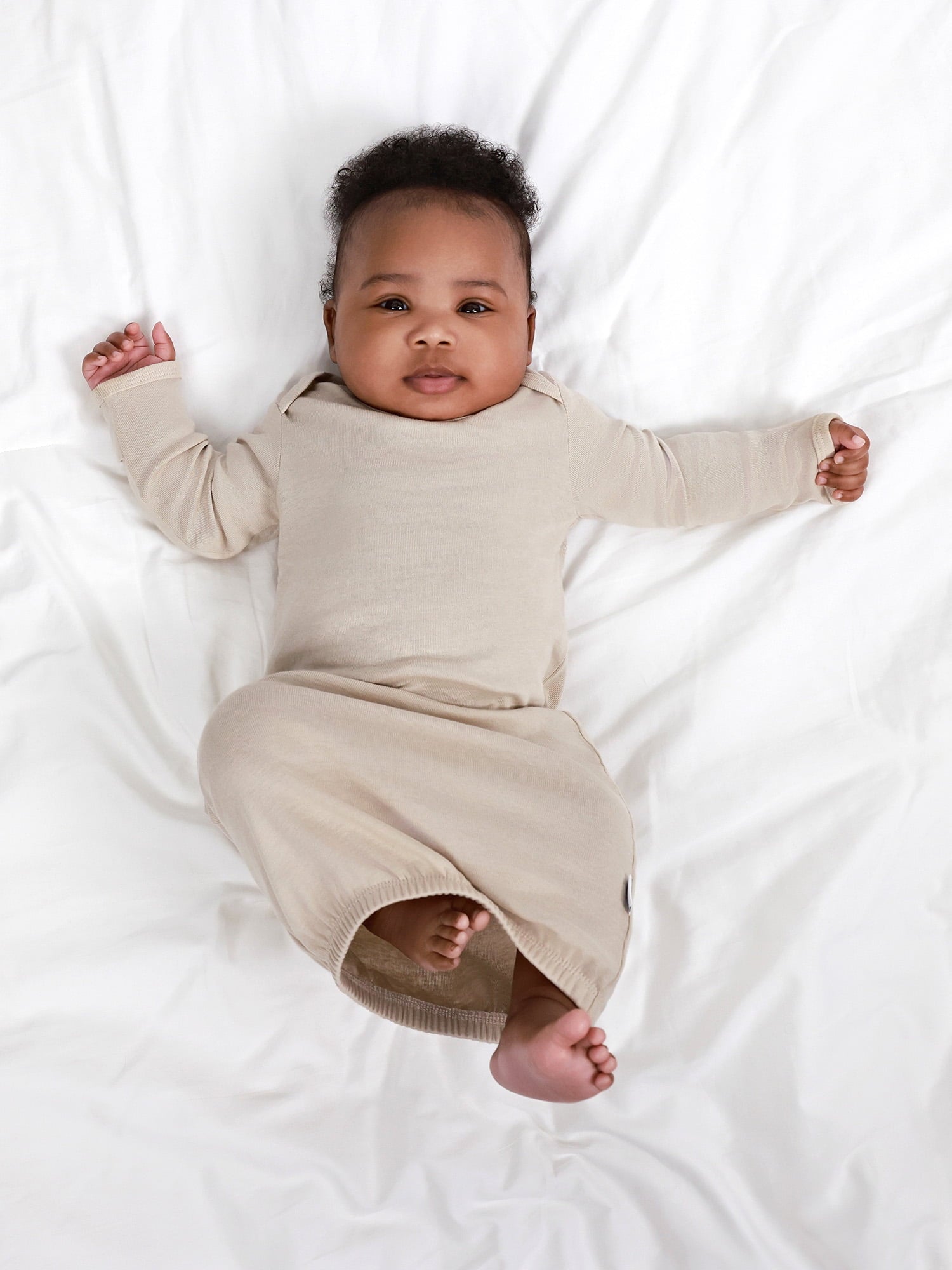 Gerber Baby Neutral Long Sleeve Gowns, 3-Pack, Sizes Newborn - 0/3 Months